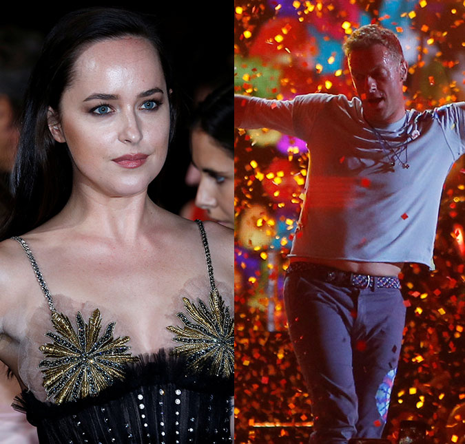 Dakota Johnson, estrela de <i>Cinquenta Tons de Cinza</i> e Chris Martin da <i>Coldplay</i> são flagrados juntos!