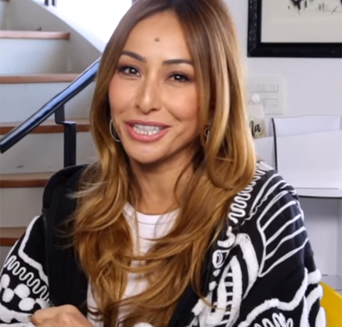 Polêmica, Sabrina Sato responde dúvidas sobre a hora h, assista!
