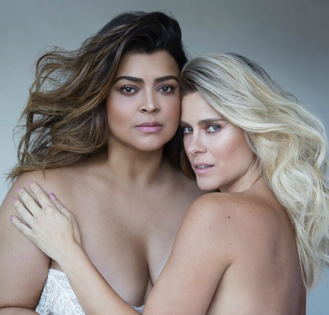 Em clique sensual, Carolina Dieckmann e Preta Gil comemoram 20 anos de amizade, confira!