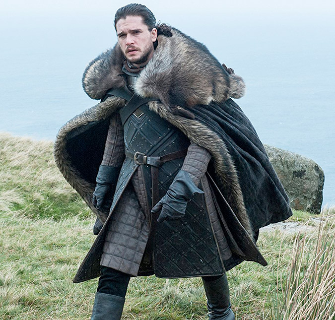 Agora ele sabe de tudo! Kit Harington diz que chorou ao terminar de ler <I>script</I> da oitava temporada de <I>Game Of Thrones</I>!