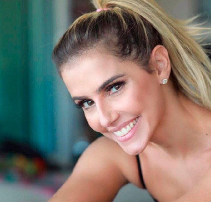 Deborah Secco explica o motivo de sua aparência estar diferente: <I>- Estava doente</I>