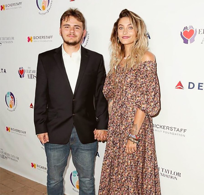 Filhos de Michael Jackson, Paris e Prince Jackson fazem rara aparição juntos e posam de mãos dadas, veja!