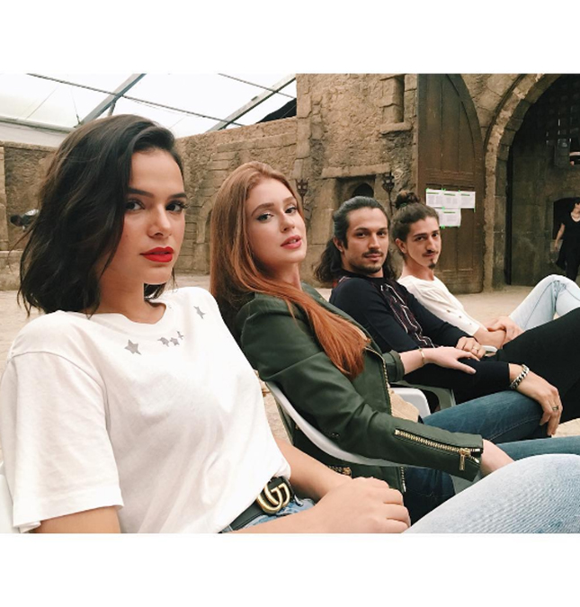 Bruna Marquezine, Marina Ruy Barbosa e Tatá Werneck se divertem em bastidores de nova novela, saiba tudo!