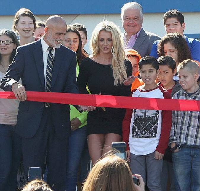 Britney Spears inaugura campus de fundação contra o câncer infantil, confira!