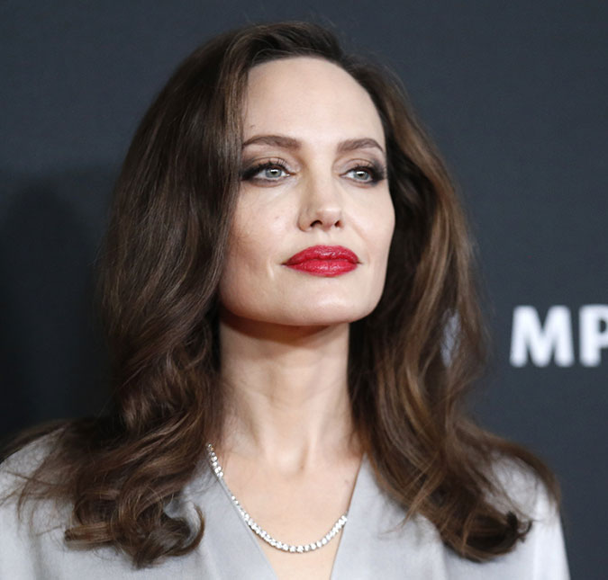 Angelina Jolie e Jennifer Lawrence se pronunciam sobre abusos e assédios sexuais