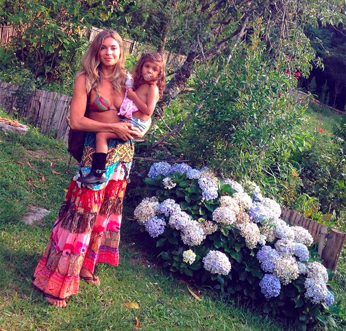 Grazi Massafera publica foto rara com filha Sofia e internautas questionam uso da chupeta!