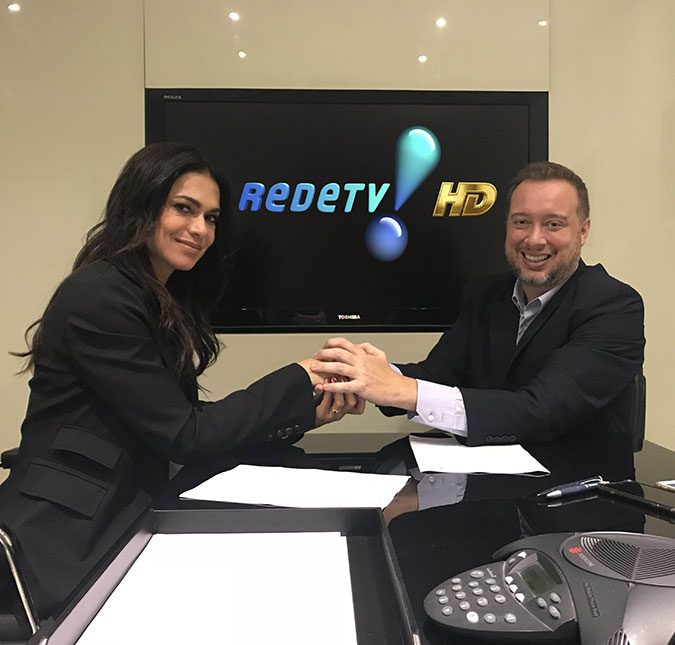 Rosana Jatobá é contratada pela <i>RedeTV!</i>