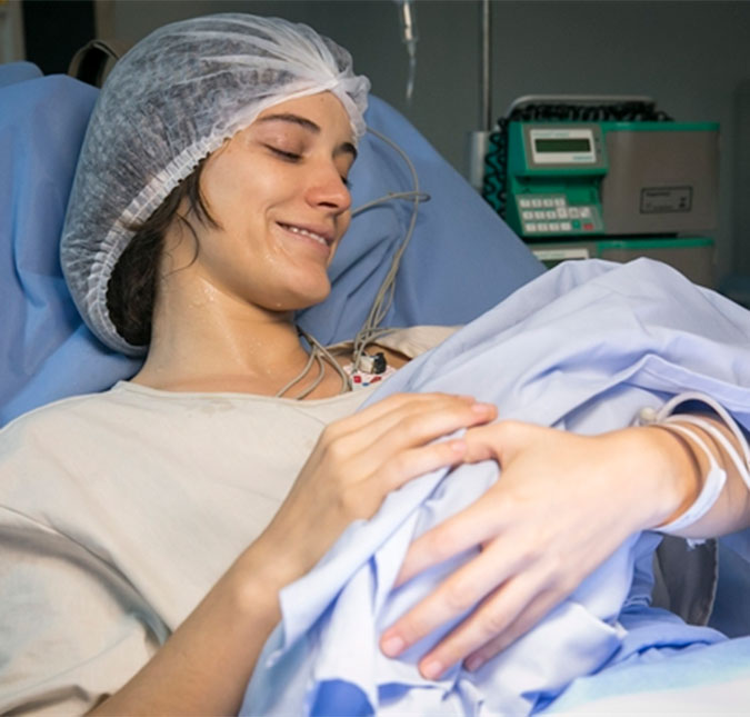Em <i>O Outro Lado do Paraíso</i>, Clara prometerá vingança a Sophia após ser internada!