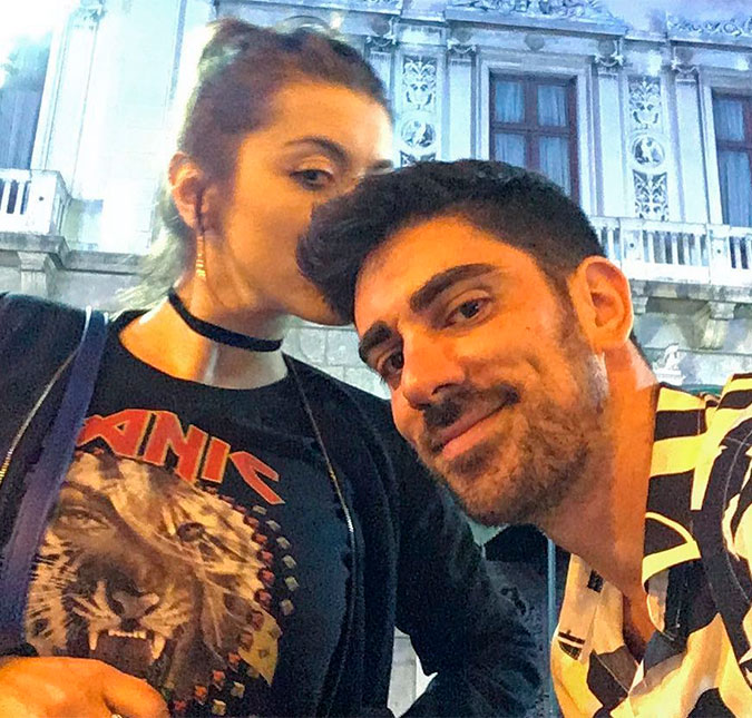 Marcelo Adnet está casado, diz colunista