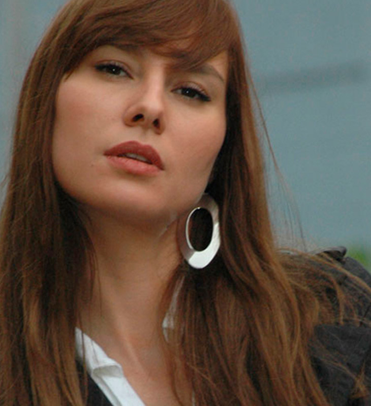 Erínia - <i>Vidas Opostas</i>