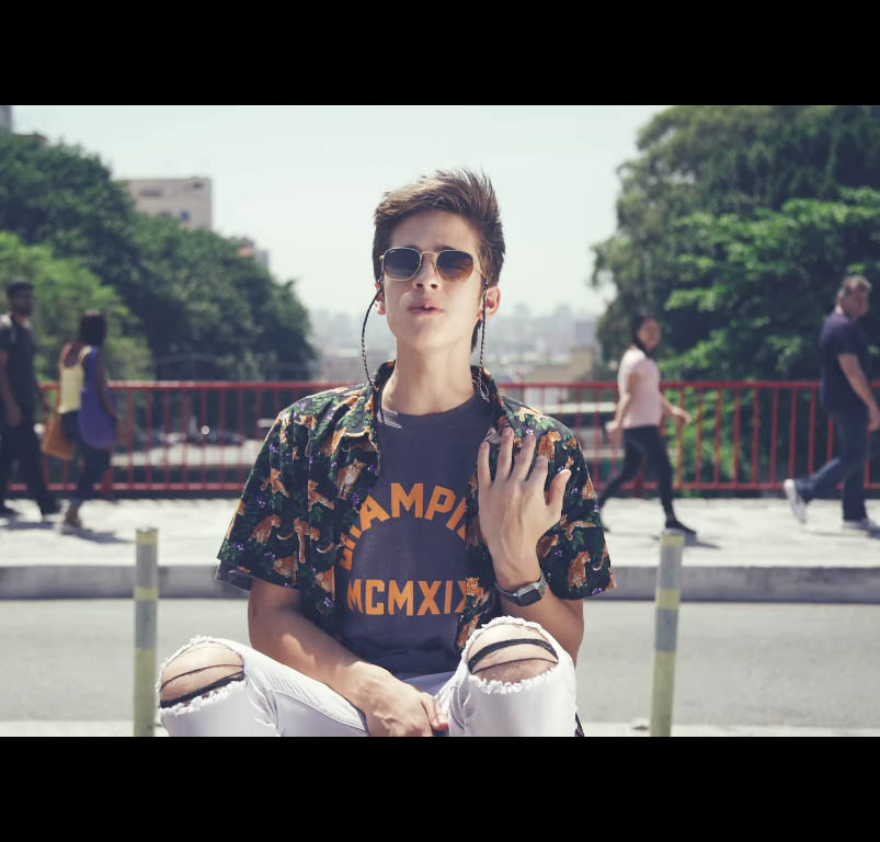 João Guilherme lança videoclipe para a música <i>Ela</i>, assista!