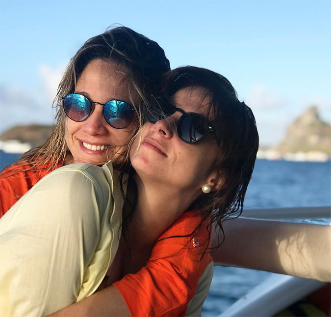 Fernanda Gentil relembra viagem com a namorada: <i>Melhor companhia do mundo</i>