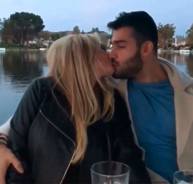 Apaixonada, Britney Spears compartilha vídeo beijando e dançando com o namorado, Sam Asghari