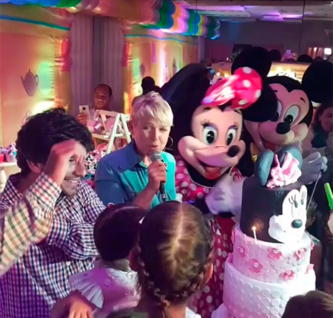 Xuxa Meneghel canta parabéns para Maria Flor, filha de Deborah Secco, assista ao vídeo!