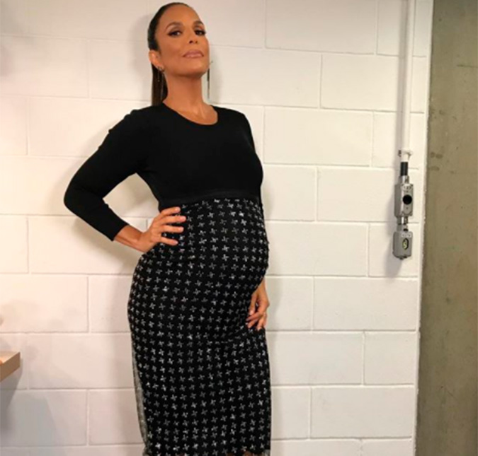 Ivete Sangalo impressiona com barrigão e invencibilidade em batalha no <I>The Voice Brasil</I>!