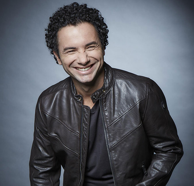 Após <i>shows</i> no exterior, Marco Luque não descarta atuar em novelas: <i>- Quem sabe um dia?</i>