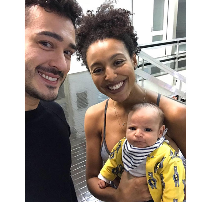 Bebê de Sheron Menezzes aparece bravo em foto com Marcos Veras, confira o clique!