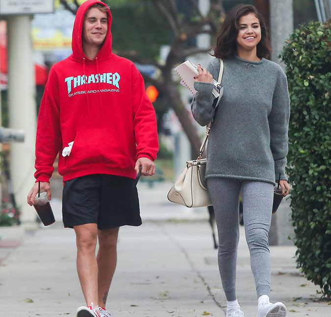 Justin Bieber não foi banido da casa de Selena Gomez por mãe dela!