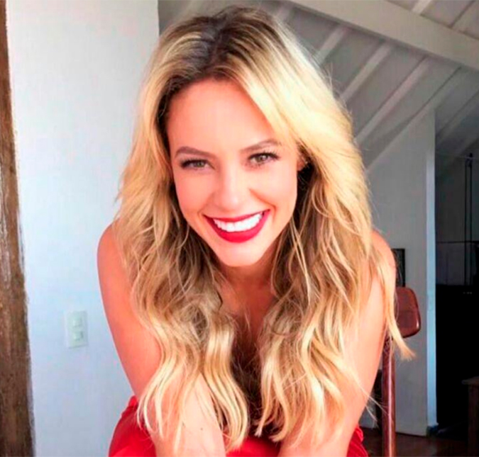 Paolla Oliveira mostra o corpão ao postar vídeo mergulhando, assista!