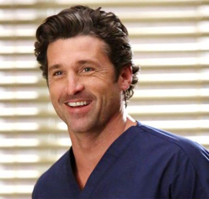 Na sexta temporada de Grey's Anatomy, Derek tenta salvar a vida de um garoto em pleno Ano Novo. Nada mais apropriado para um workaholic como ele, não é mesmo?