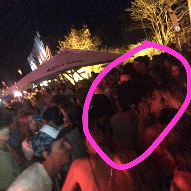 Ano Novo, casais novos? Manu Gavassi e Rodrigo Simas se beijam em festa