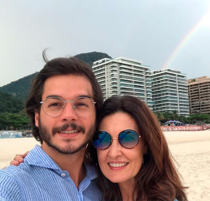 Fátima Bernardes posta fotos de Ano Novo com Túlio Gadêlha: <I>Melhor virada</I>