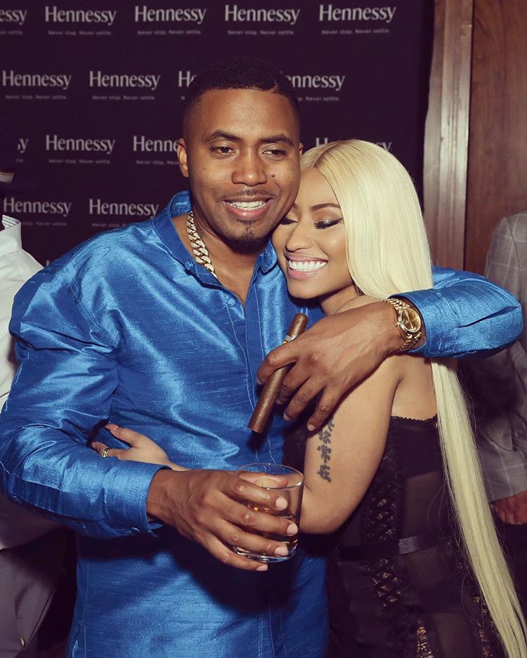 Nicki Minaj termina namoro e nega boatos de gravidez, diz <i>site</i>