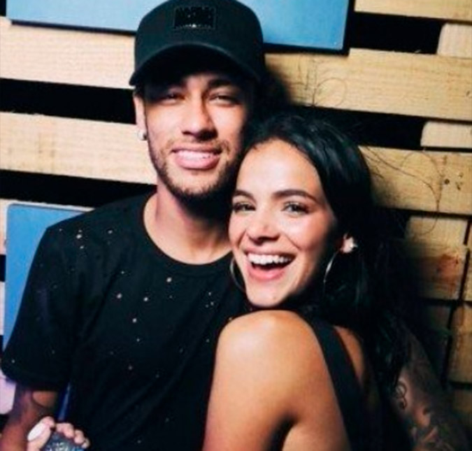 Bruna Marquezine diz acreditar que será mãe cedo