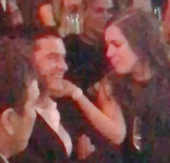 Antes de anunciar o término da relação com Katy, no começo de 2017, Orlando foi visto bastante a vontade com Erin McCabe durante um evento beneficente em Los Angeles. Antes de anunciar o término da relação com Katy, no começo de 2017, Orlando foi visto bastante a vontade com Erin McCabe durante um evento beneficente em Los Angeles.