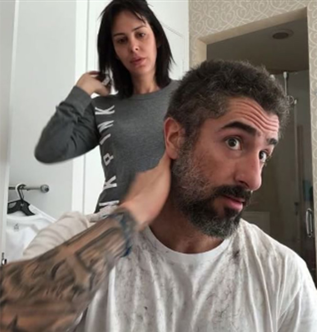 Marcos Mion corta o próprio cabelo e mostra resultado, assista!