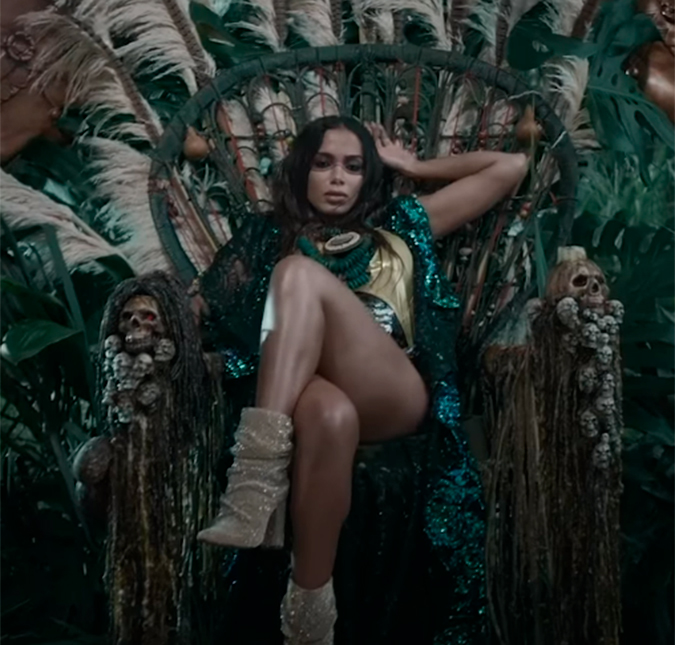 Anitta lança clipe com J Balvin e anuncia que fará <i>DVD</i> para crianças