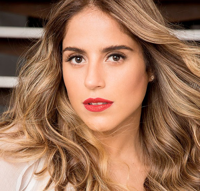 Camilla Camargo, de <i>Carinha de Anjo</i>, fala sobre público infantil: <i>- O carinho das crianças é tão verdadeiro</i>