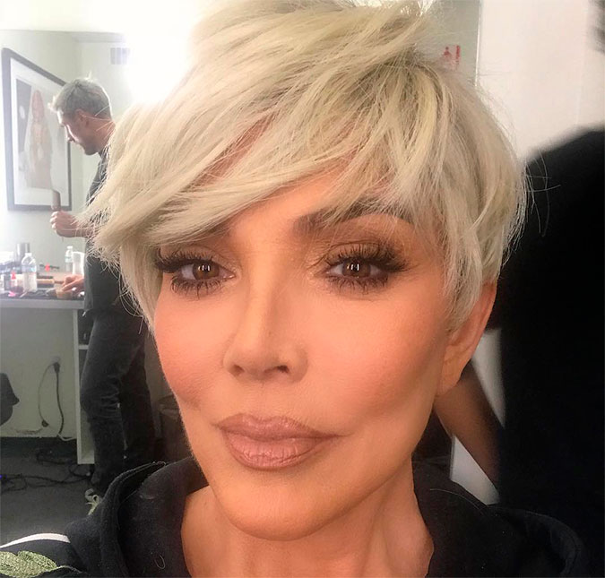 Kris Jenner gasta mais de 30 mil reais com carrinhos de bebê para netinhos, diz <i>site</i>!