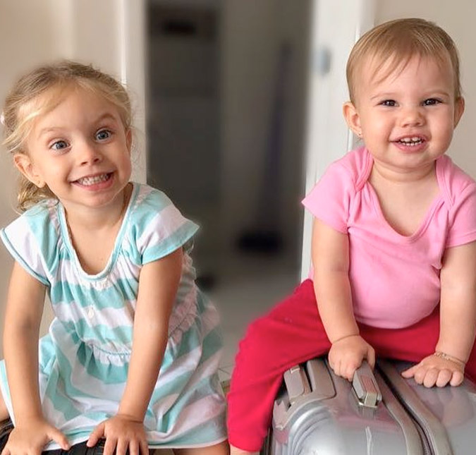 Mariana Bridi posta foto de sua filha com a de Thais Fersoza: <i>Essas duas juntas, aguento não!</i>