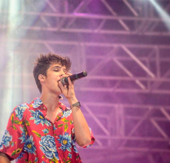 Após o lançamento de Meu Caminho, João fez uma mega tour, que lotou plateias pelo Brasil afora!