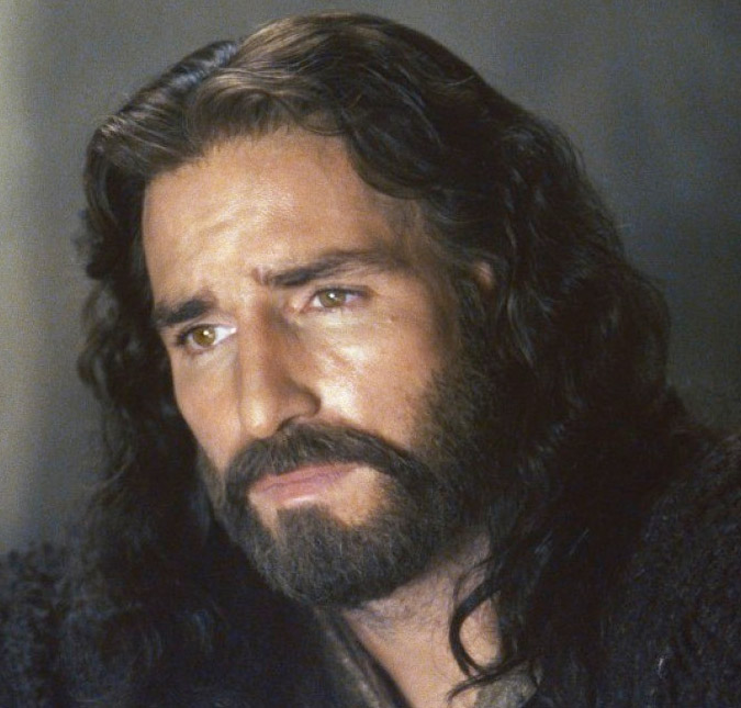Jim Caviezel dispara sobre sequência de <i>A Paixão de Cristo</i>: <i>- Será o maior filme da história</i>