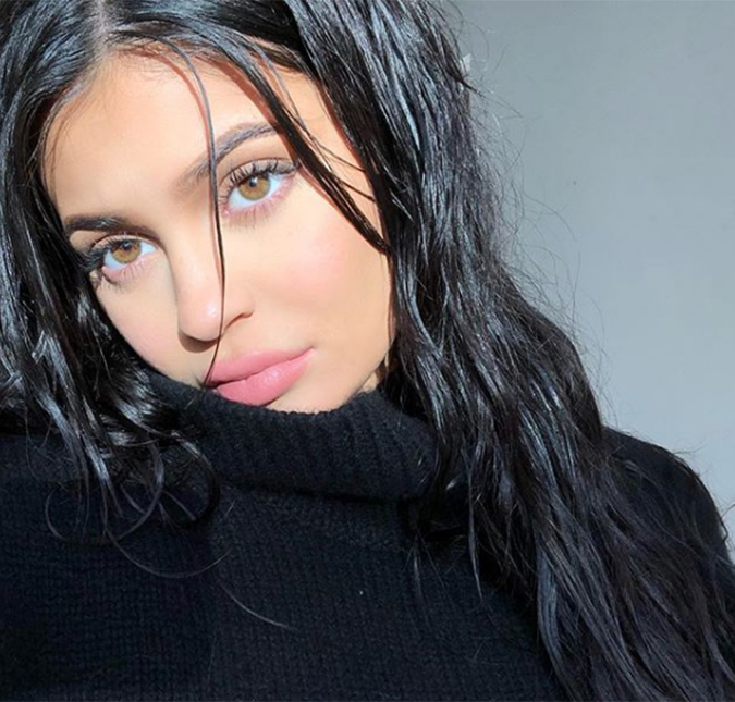 Possível data para o anúncio oficial da gravidez de Kylie Jenner é liberada na internet, entenda!