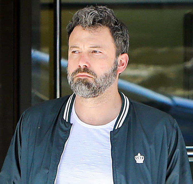 Pai de Ben Affleck diz que Hollywood é culpada pelo alcoolismo do filho