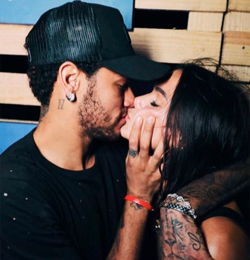 Bruna Marquezine fala sobre pedir folga para ir à Copa: <I>Sem prejudicar cronograma, vou adorar</i>