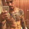 Ele E Todo Tatuado Veja As Fotos De Felipe Titto Exibindo Suas Tattoos Estrelando