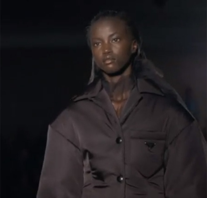 Modelo faz história por ser a primeira negra a abrir desfile da <i>Prada</i>, confira!