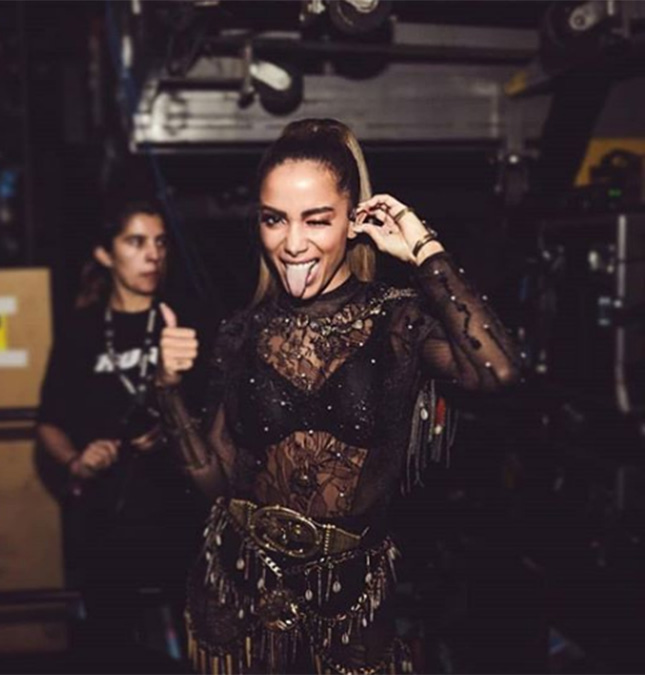 Anitta comemora a primeira vez que escuta sua música em rádio nos Estados Unidos, confira!