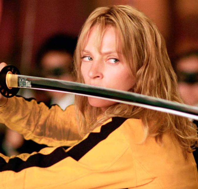 Kill Bill foi lançado em 2003, mas Uma Thurman só falou no início de 2018 sobre o trauma que sofreu durante as filmagens do filme. Na cena em que sua personagem, Beatrix Kiddo, dirige um conversível azul para ir matar Bill, Tarantino não queria usar uma dublê e insistiu para que a própria atriz fizesse a cena. Uma não estava se sentindo confortável em dirigir, mas o diretor a prometeu que o carro estava seguro. Durante a filmagem da sequência, Uma sofreu um acidente que lhe custou dores no pescoço até hoje e os joelhos quebrados. A atriz resolveu falar sobre o assunto em meio à revelação dos escândalos sexuais em Hollywood, principalmente por parte do produtor Harvey Weistein, que Uma firmou como um dos grandes culpados pelo acidente, já que sua produtora Miramax era responsável pela produção do longa-metragem. Kill Bill foi lançado em 2003, mas Uma Thurman só falou no início de 2018 sobre o trauma que sofreu durante as filmagens do filme. Na cena em que sua personagem, Beatrix Kiddo, dirige um conversível azul para ir matar Bill, Tarantino não queria usar uma dublê e insistiu para que a própria atriz fizesse a cena. Uma não estava se sentindo confortável em dirigir, mas o diretor a prometeu que o carro estava seguro. Durante a filmagem da sequência, Uma sofreu um acidente que lhe custou dores no pescoço até hoje e os joelhos quebrados. A atriz resolveu falar sobre o assunto em meio à revelação dos escândalos sexuais em Hollywood, principalmente por parte do produtor Harvey Weistein, que Uma firmou como um dos grandes culpados pelo acidente, já que sua produtora Miramax era responsável pela produção do longa-metragem.