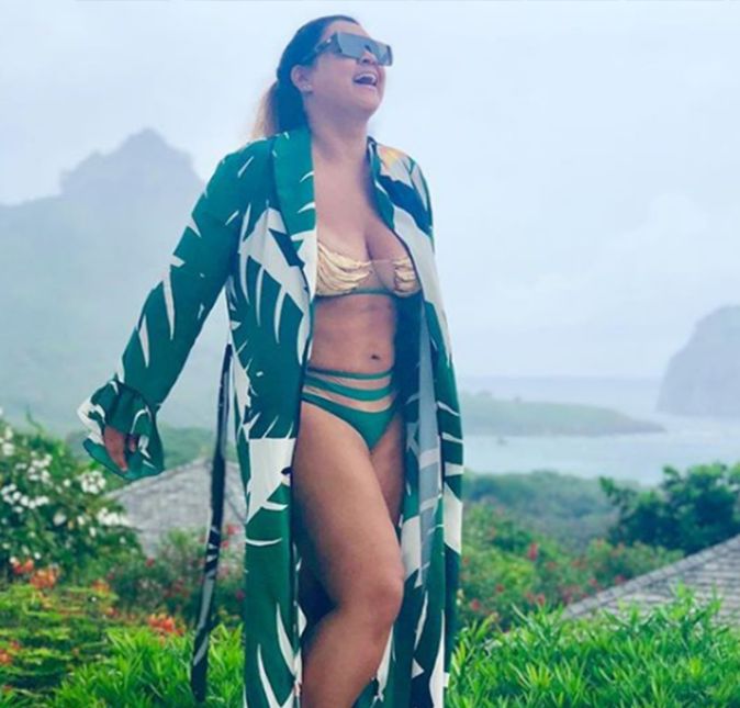 Preta ainda falou em seu Instagram que não é uma questão de ter coragem, e que ela não merece ser parabenizada por isso. De acordo com ela, não é preciso de coragem para sermos quem somos, a única coisa necessária é se amar!