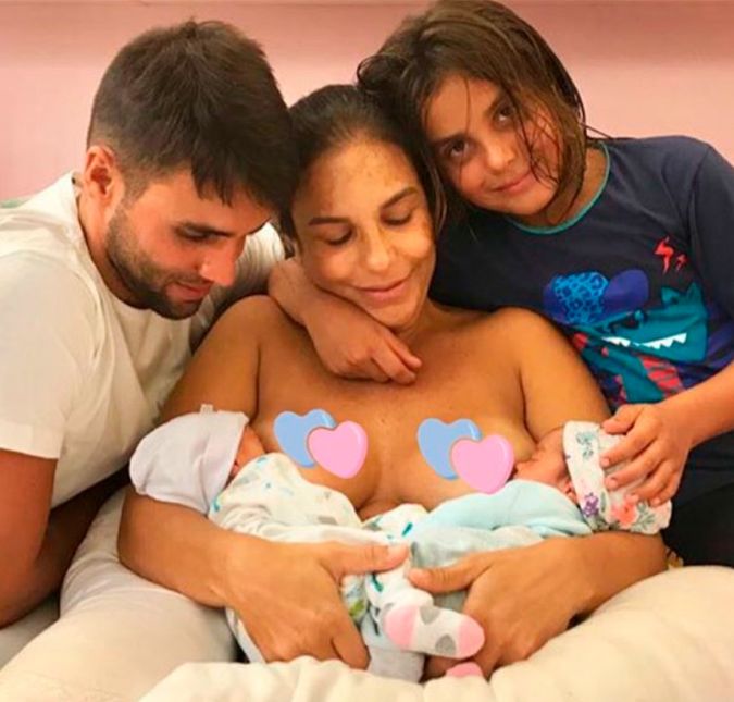 Em fevereiro de 2018, aos 45 anos de idade, Ivete Sangalo deu à luz gêmeas, Marina e Helena, frutos de seu casamento com o nutricionista Daniel Cady. Além das pequenas, o casal também tem Marcelo, nascido em 2010. Em fevereiro de 2018, aos 45 anos de idade, Ivete Sangalo deu à luz gêmeas, Marina e Helena, frutos de seu casamento com o nutricionista Daniel Cady. Além das pequenas, o casal também tem Marcelo, nascido em 2010.