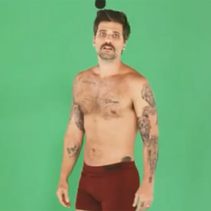 Só de cueca, Bruno Gagliasso aparece questionando estereótipo masculino, assista!