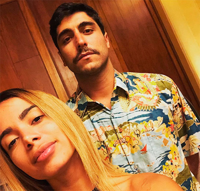 Thiago Magalhães é sincerão com a esposa, Anitta: <I>- Adora dar esporro nos outros</I>