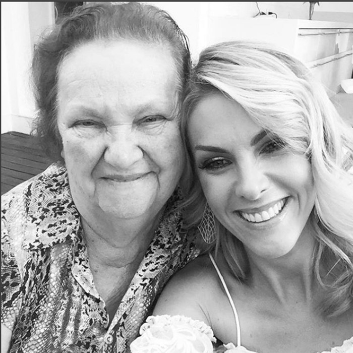 Ana Hickmann desabafa morte da avó em Israel: <i>Meu coração tá pequenininho</i>