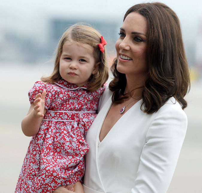 Princesa Charlotte poderá ser a primeira da realeza a se beneficiar com nova lei britânica