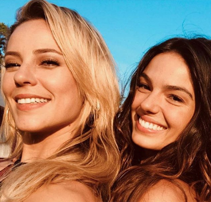Paolla Oliveira parabeniza Isis Valverde pela gravidez em <i>post</i> fofo!